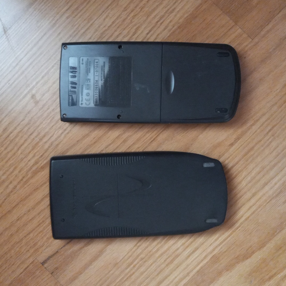 🎉HP🎉 Texas Instruments TI-83 - Picture 2 of 3